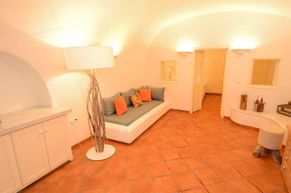 Hostel 16 Oia Экстерьер фото