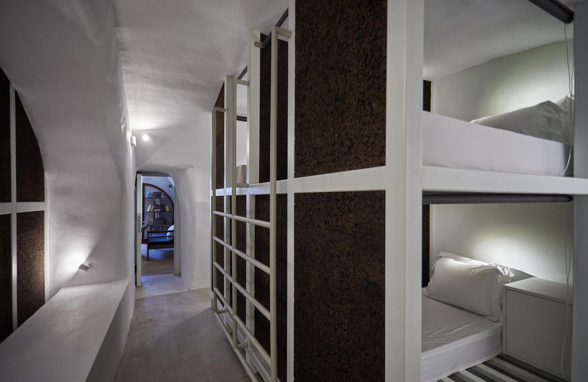 Hostel 16 Oia Экстерьер фото